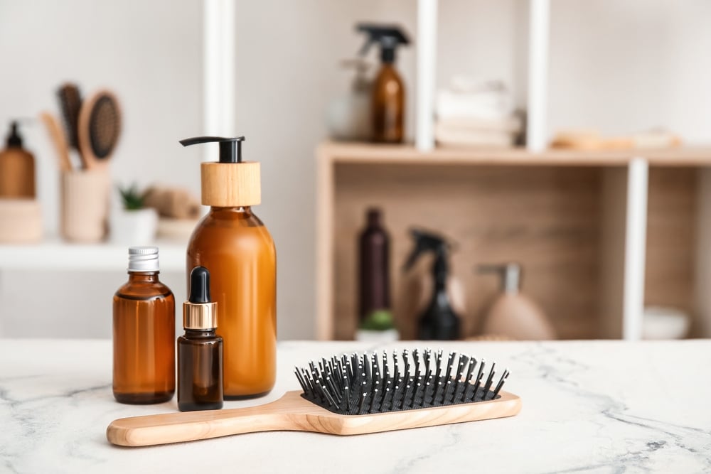 Read more about the article 8 Essential Oils To Care For Your Hair