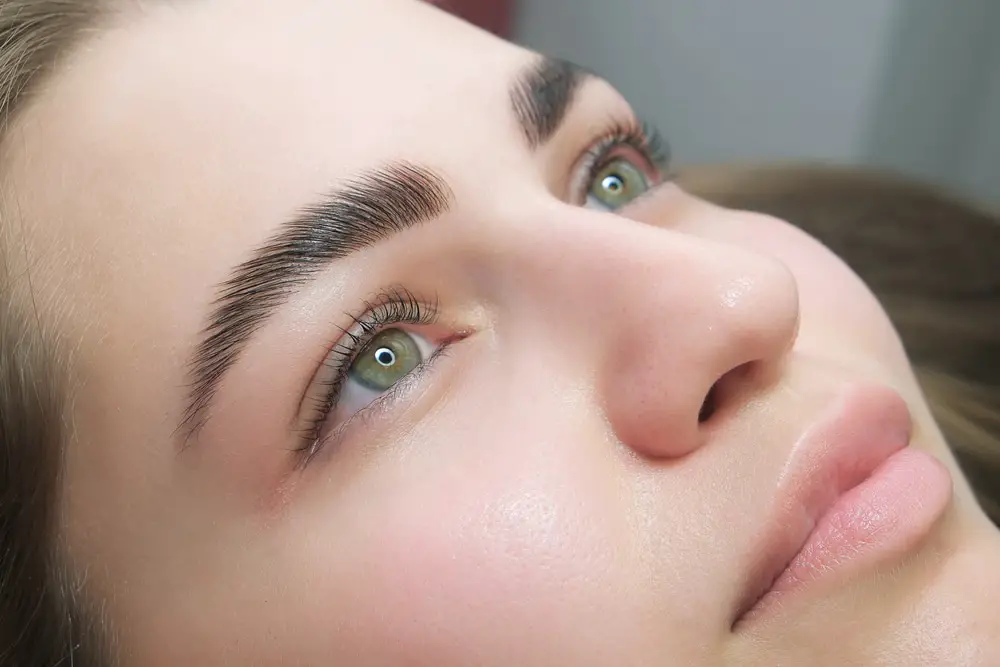 Read more about the article 5 Tips To Transform Your Eyebrows For The Better!