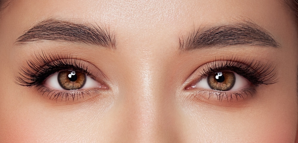 Read more about the article Add This Vitamin To Mascara For Natural Eyelash Growth