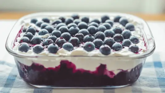 Read more about the article Classic Blueberry Jello Salad Recipe